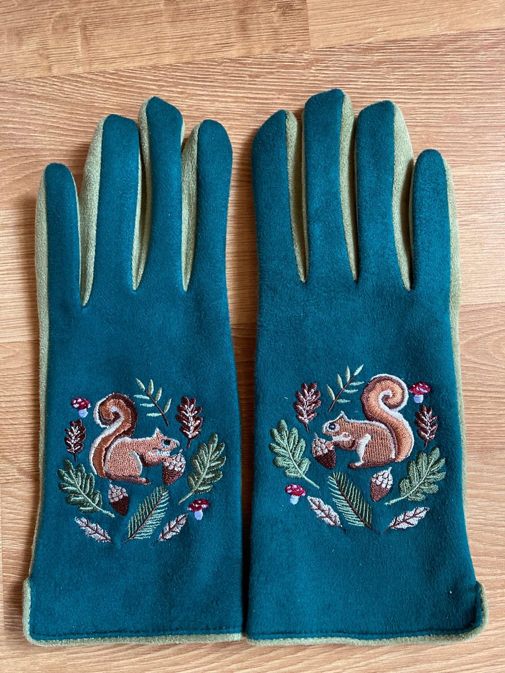 Guanti & manicotti: Süsse Handschuhe, Grösse 7 – Usato da Oberembrach venduto da Freeflute 2