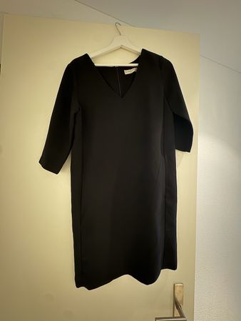 Elegantes, schwarzes Kleid von Selected Femme, Grösse 38