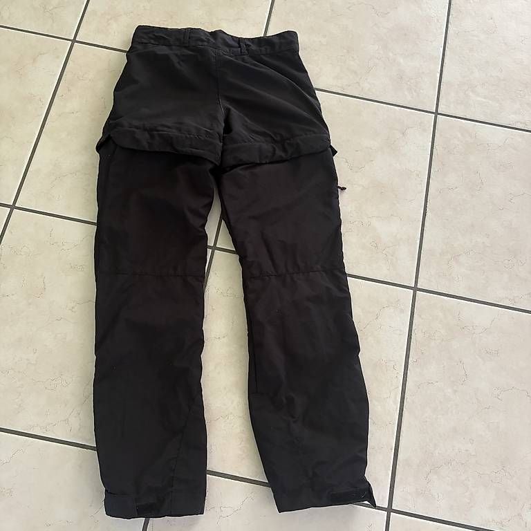 Decathlon Pantaloni: Zip-Off-Wanderhose grösse 131-140cm – Usato da Zimmerwald venduto da wuff81 3