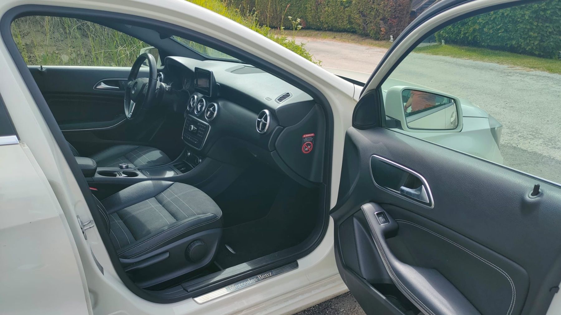 Mercedes-Benz Automobili: Mercedes A180 AMG Line – Usato da Martigny venduto da Gusejn 3
