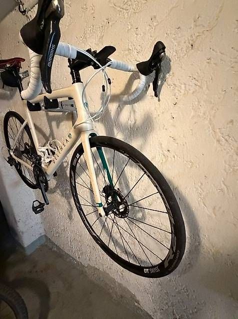 Vélos: Rennvelo mit Carbon-Rahmen 58Grösse – D'occasion à Riehen par andrefuerbringer 1