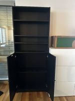 Bücherregal, wenig Gebrauchsspuren 