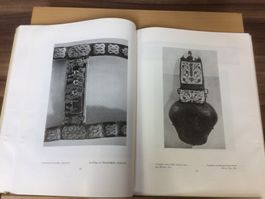 Schweizer Volkskunst mit Bauern Motiven zum Teil Appenzeller