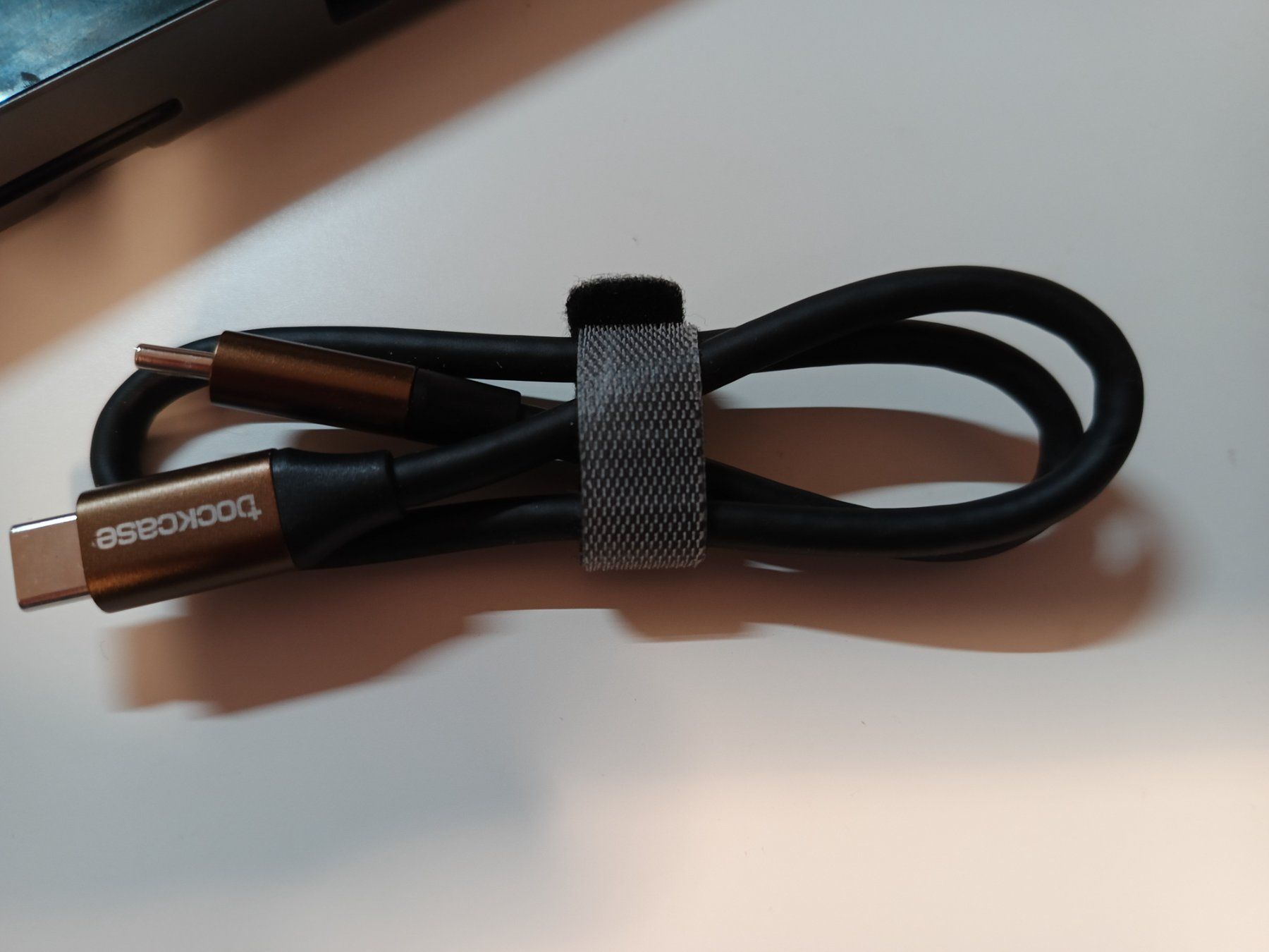 Docking station: Dockcase USB-C Smart Hub 9-in-1 mit Display, Neuwertig – Usato da Balgach venduto da lymax 4