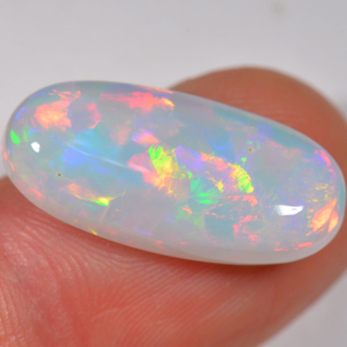 Edelsteine: 8.8 Karat - Heller Ovaler Äthiopischer Welo Opal – Neu (gemäss Beschreibung) aus Rüti ZH von DeinOpal 3