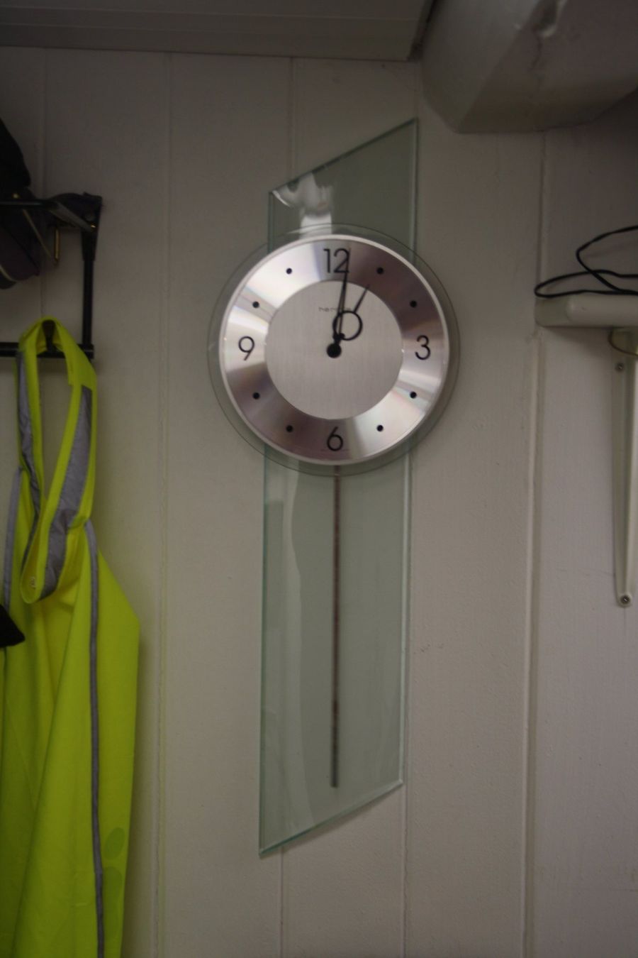 Orologi: WANDUHR GLAS MIT PENDEL HERMLE – Usato da Wauwil venduto da Pneuedy 5