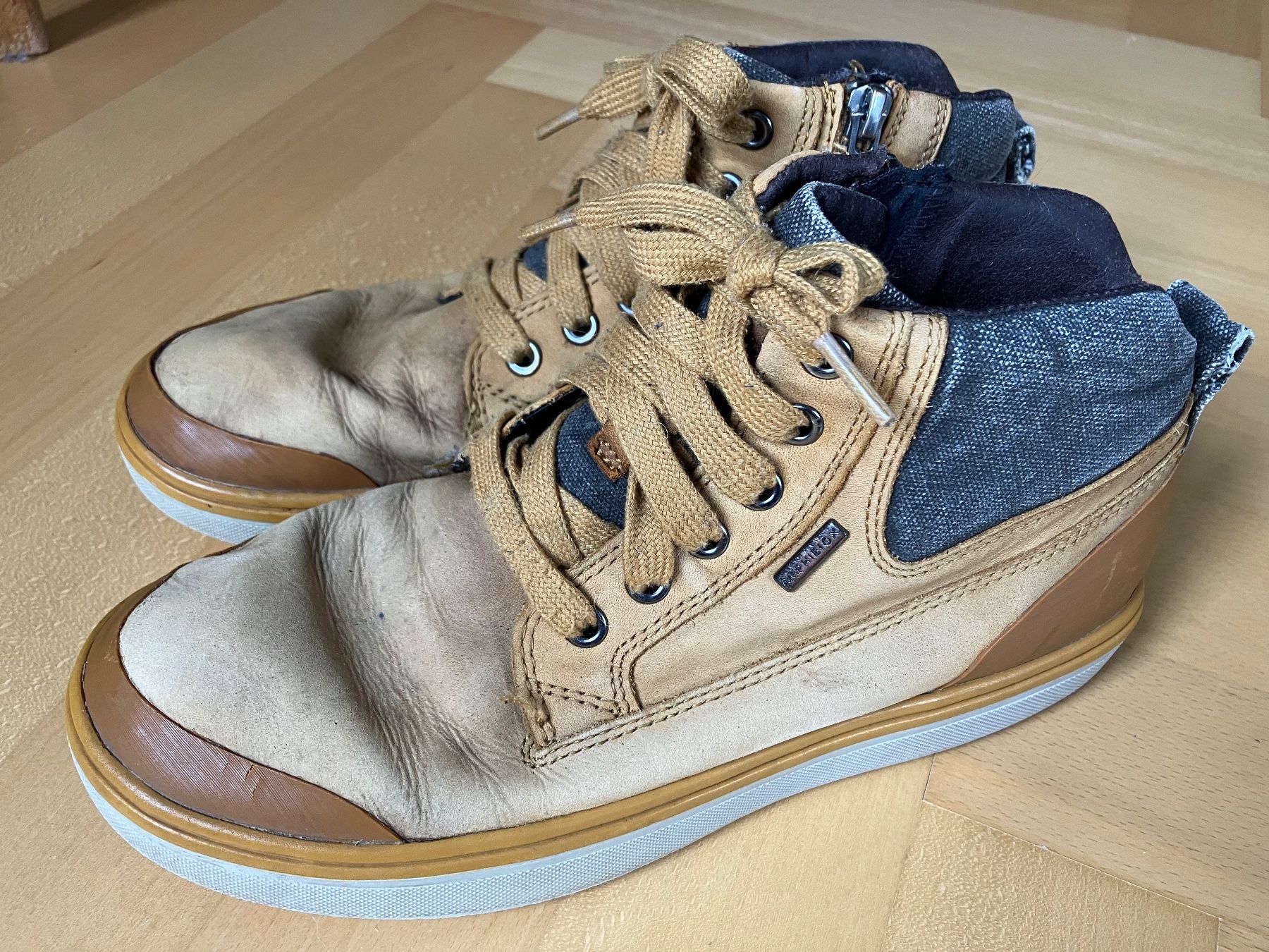 Geox Schuhe für Jungen: Geox Schuhe Grösse 38 – Gebraucht aus Zürich von rebene