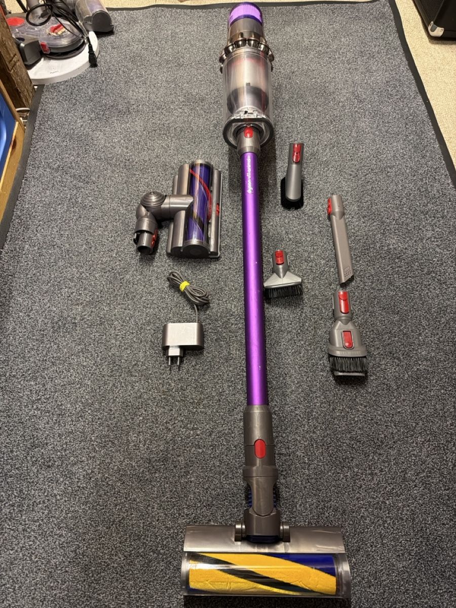 Dyson Aspirapolveri & Accessori: Dyson v11 Animal+ – Usato da Landquart venduto da Nnf007