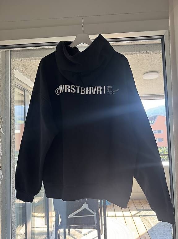 Maglioni & Felpe: hoodie - wrstbhvr – Usato da Malters venduto da patrizia.schmid 1