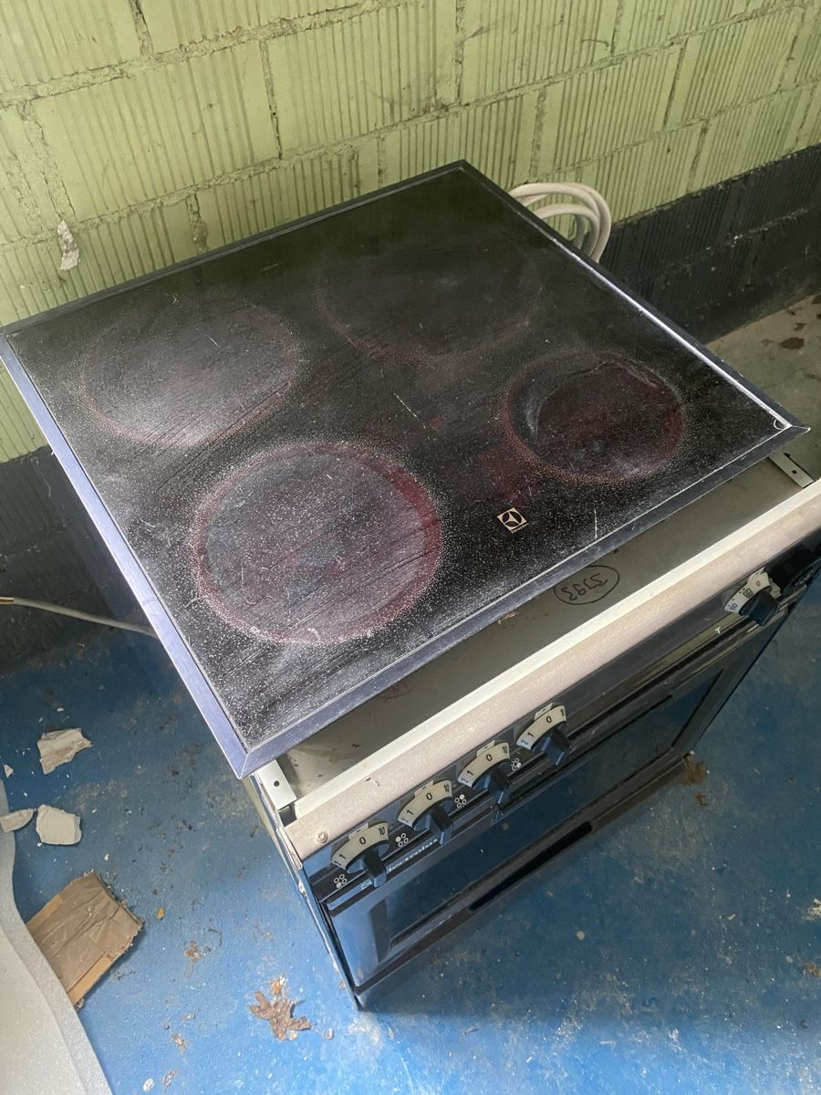 Electrolux Appareils de cuisine: Electrolux Ofen mit Kochfeld Gebraucht – D'occasion à Seewen SO par Nordic-Old-Fashion 3