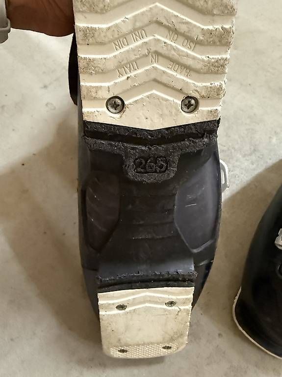 Scarpe da donna: Damen Skischuhe Gr 26.5 – Usato da Zürich venduto da ann_d2cv 4