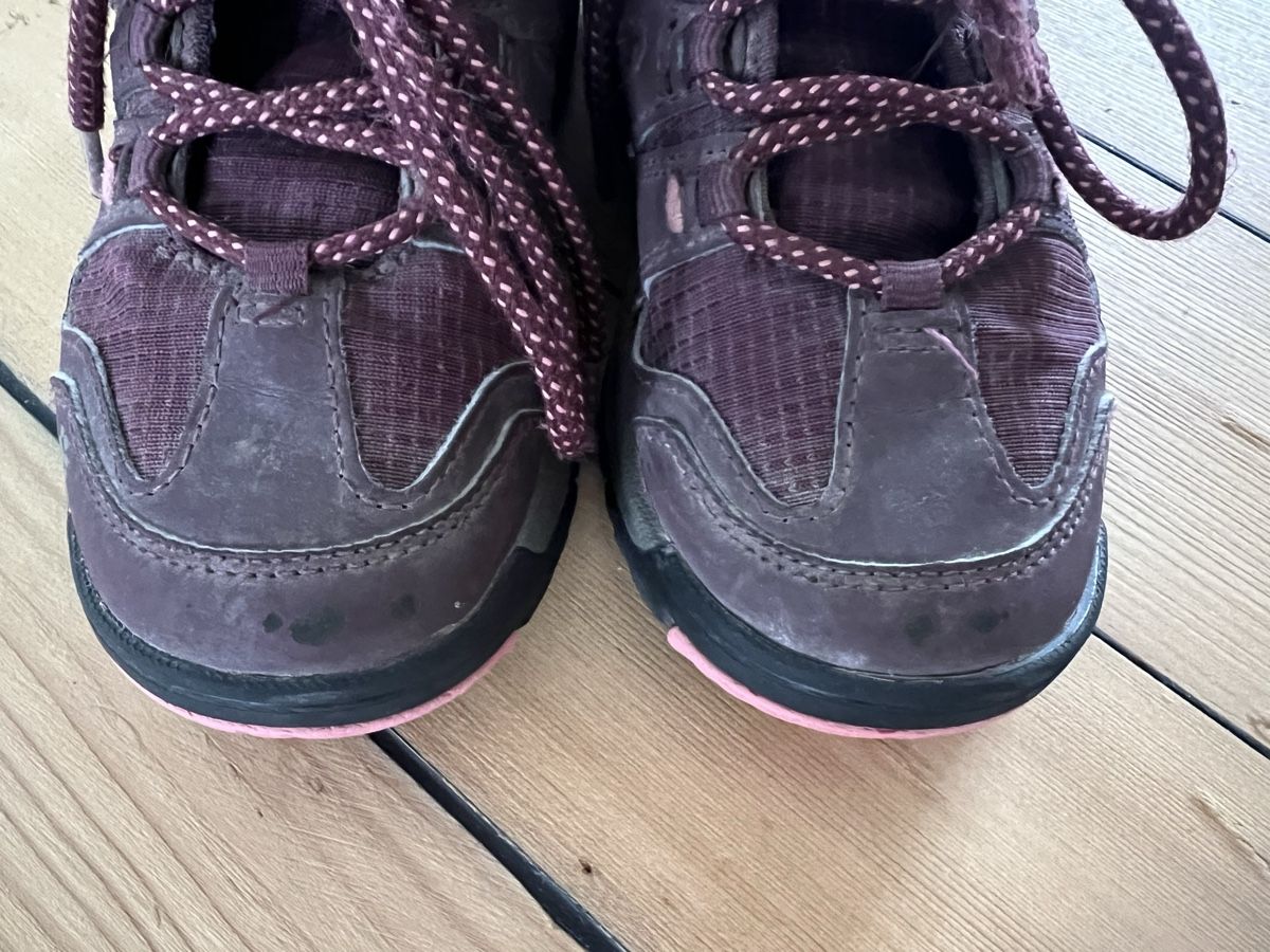 Jack Wolfskin Schuhe für Jungen: Trekkingschuhe von Jack Wolfskin in Grösse 29 – Gebraucht aus Allschwil von Fabienne0124 2