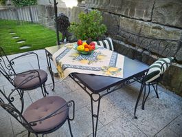 Wunderschöne Sitzgruppe für Garten oder Wintergarten