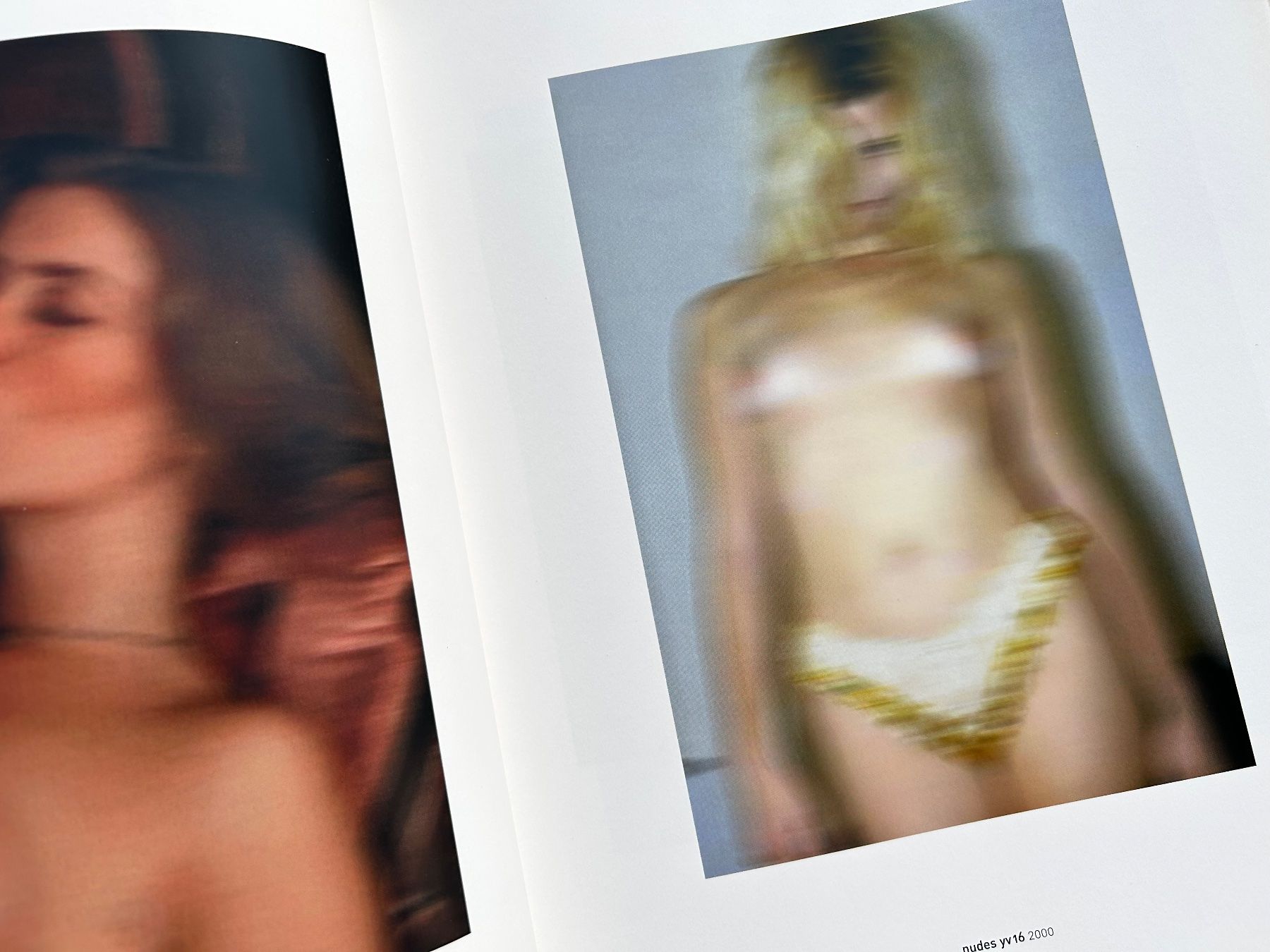 Libri: Thomas Ruff: Photographs 1979-Today. Great Condition! – Usato da Zürich venduto da Coffeetable88 4