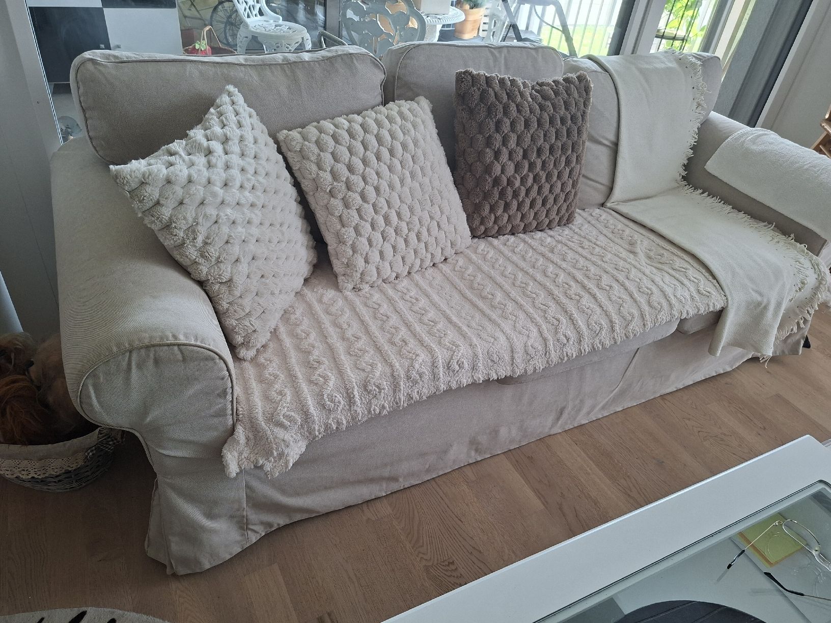 Sofas: Sofa mit Hocker beige – Gebraucht aus Grünen von Maikel
