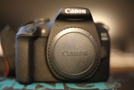 Canon EOS 2000D + 3 Akkus