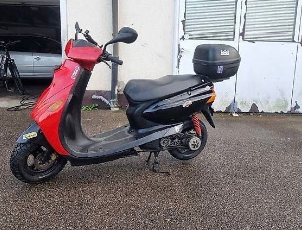 MBK Scooter: MBK YM 50 Roller jg 1998 defekt – Usato da St. Margrethen SG venduto da vsbb 3