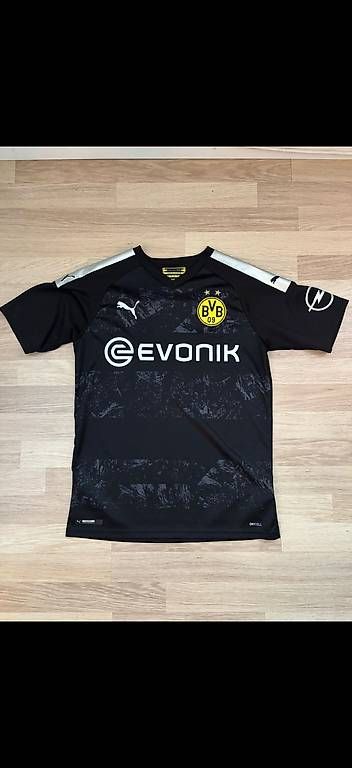 Leibchen & Hosen: Originales BVB Trikot in Grösse S – Gebraucht aus Rapperswil SG von Gooal