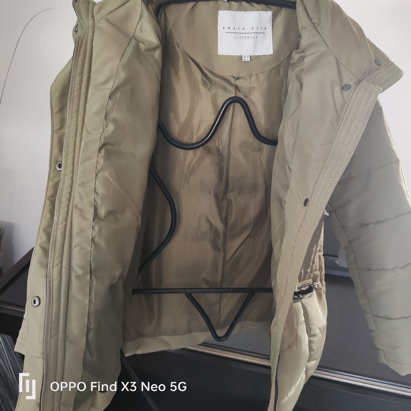 Giacche: Doudoune Amara Reya, Taille S, Kaki. comme neuve ! – Usato da La Chaux-de-Fonds venduto da Sam0145 7