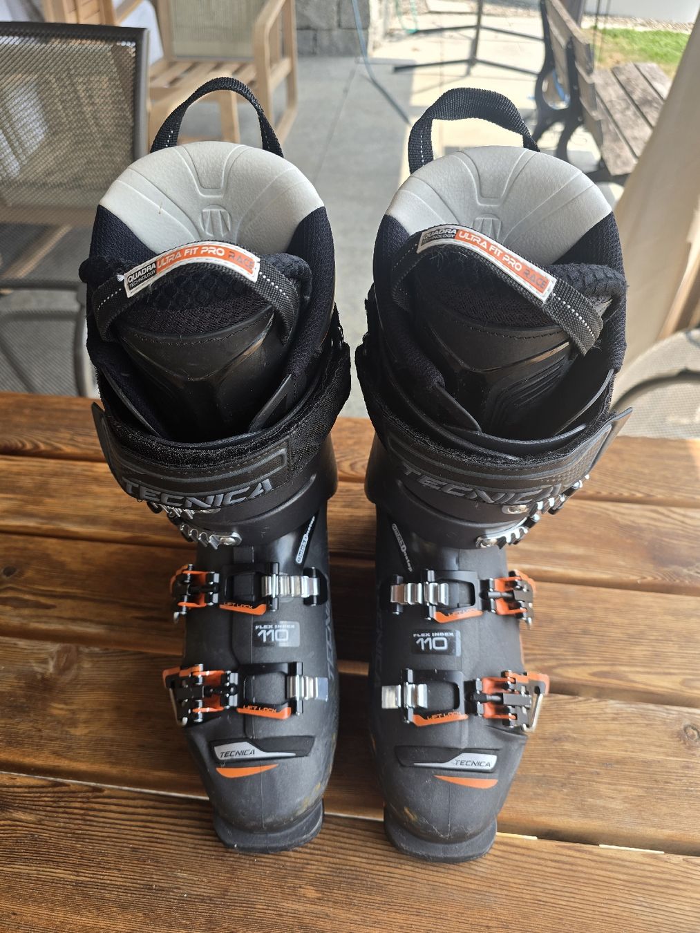 Tecnica Herrenschuhe: Skischuhe – Gebraucht aus Wauwil von alliro 1