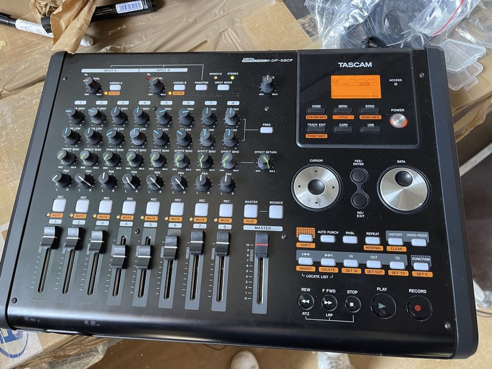 Console di mixaggio: Tascap DP-02CF defekt! Mischpult – Difettoso da Schaffhausen venduto da mariovit 2