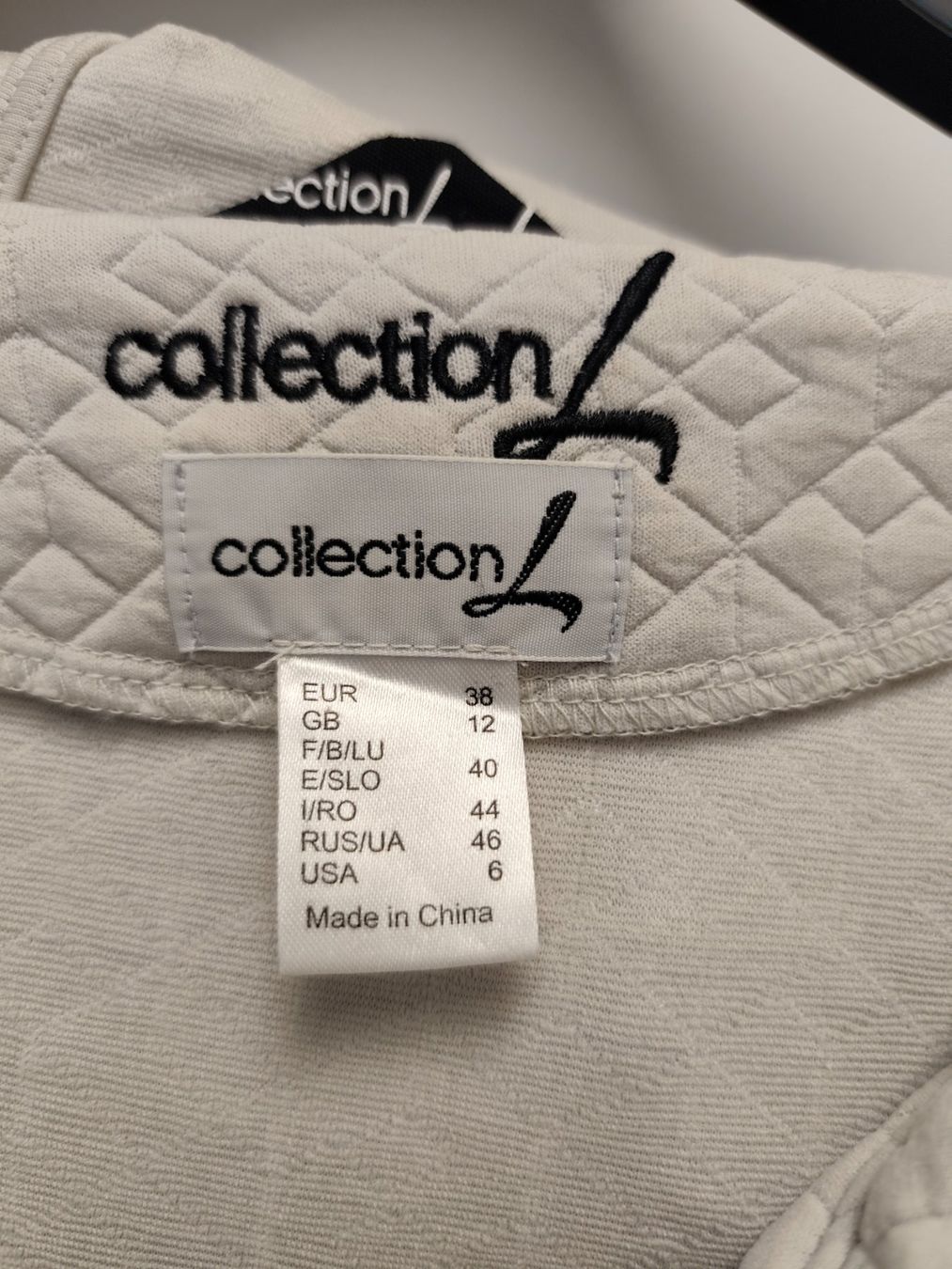 Giacche: Collection L Stepp Jacke mit Kapuze, Grösse 38 – Nuovo (secondo la descrizione) da Eschenbach LU venduto da Orchi 2