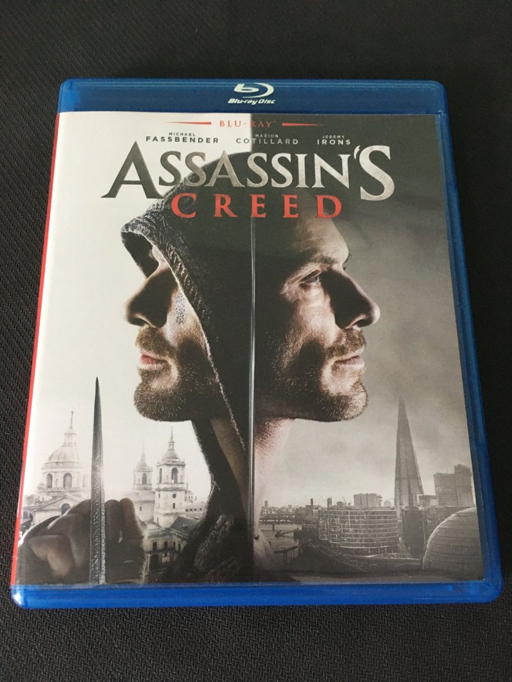 Tutti i DVDs: Assassin's Creed [Blu-ray] – Usato da St.Gallen venduto da MedienJoe