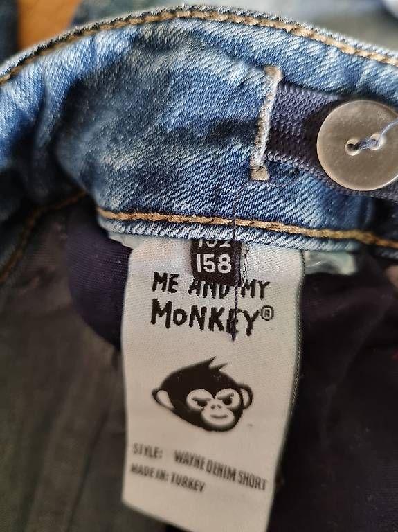 H&M Hosen: 2 kurze Jeans 152 – Gebraucht aus Arlesheim von evi_gm8h 2
