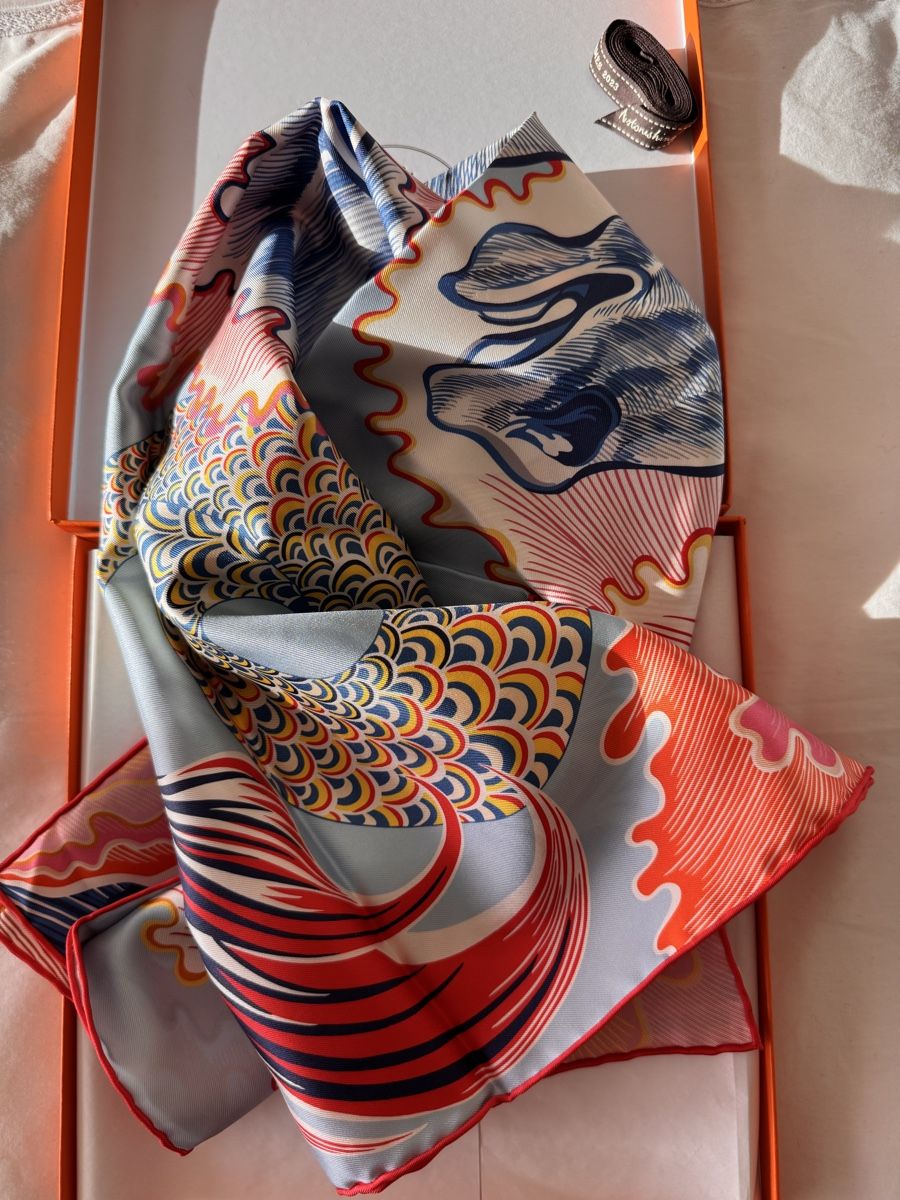 Hermès Foulard & Sciarpe: Hermès double face Cheval Sirène – Nuovo e nell'imballaggio originale da Genève venduto da Allisgood 9