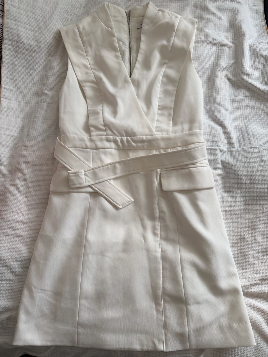 Morgan Vestiti: Morgan/White dress – Nuovo (secondo la descrizione) da Genève venduto da hai_6svf 1