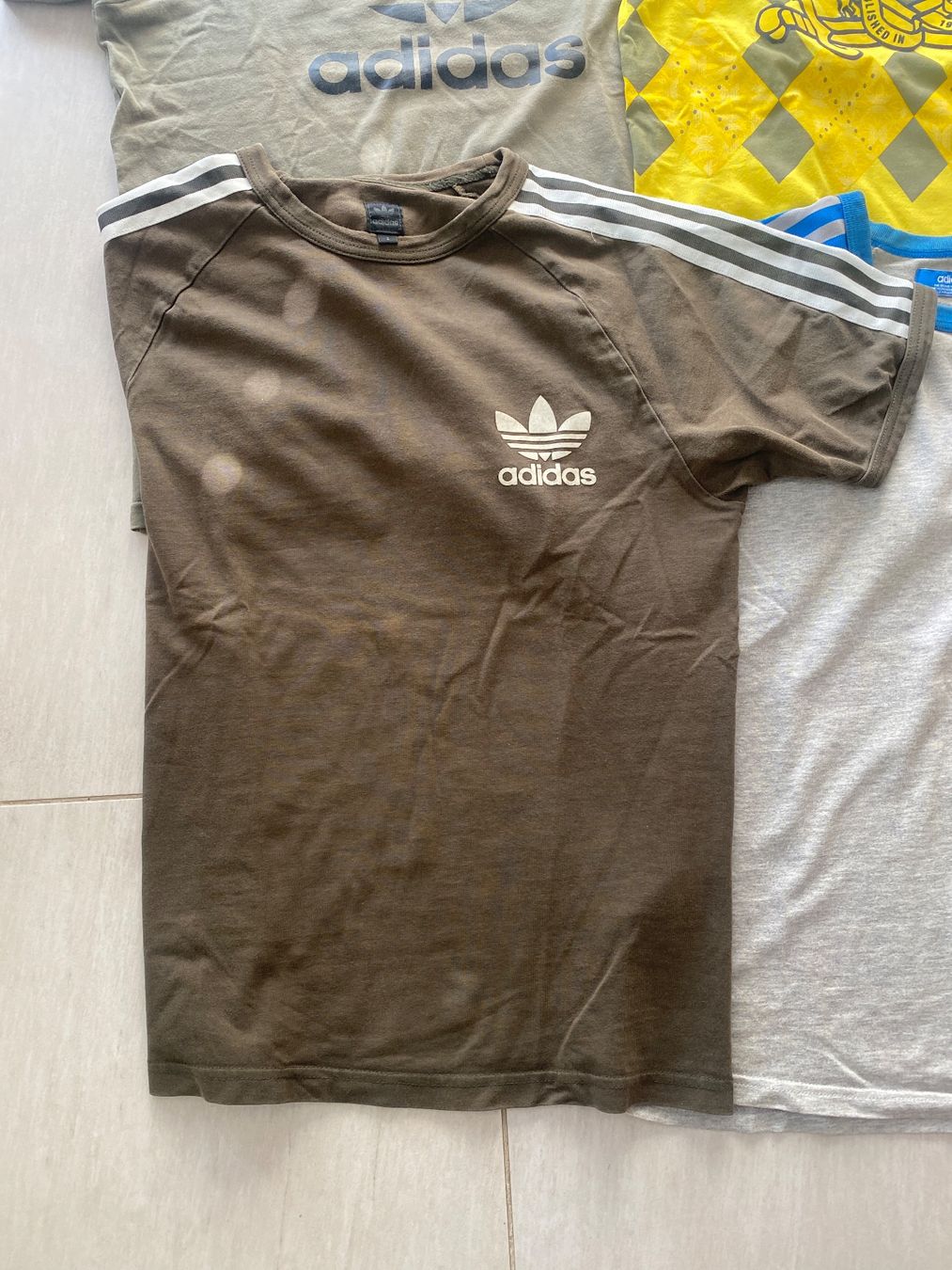 Adidas T-shirt: Retro Adidas Original T-Shirts – Usato da Zürich venduto da cuenca72 1