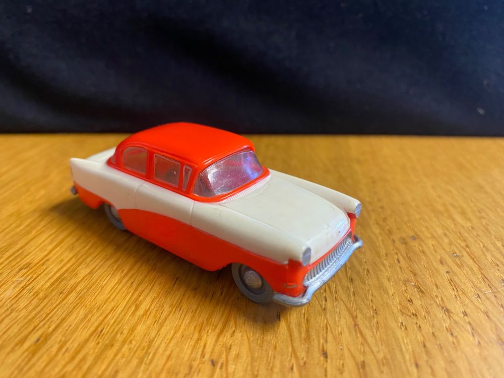 Siku Plastik V83 Opel Rekord 1:60 | Kaufen auf Ricardo