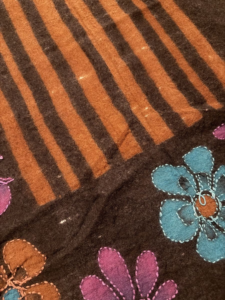 Foulards, Tücher & Schals: Wunderschöner Schal mit Blumenmuster. – Gebraucht aus Adliswil von StephanieAnnina 3