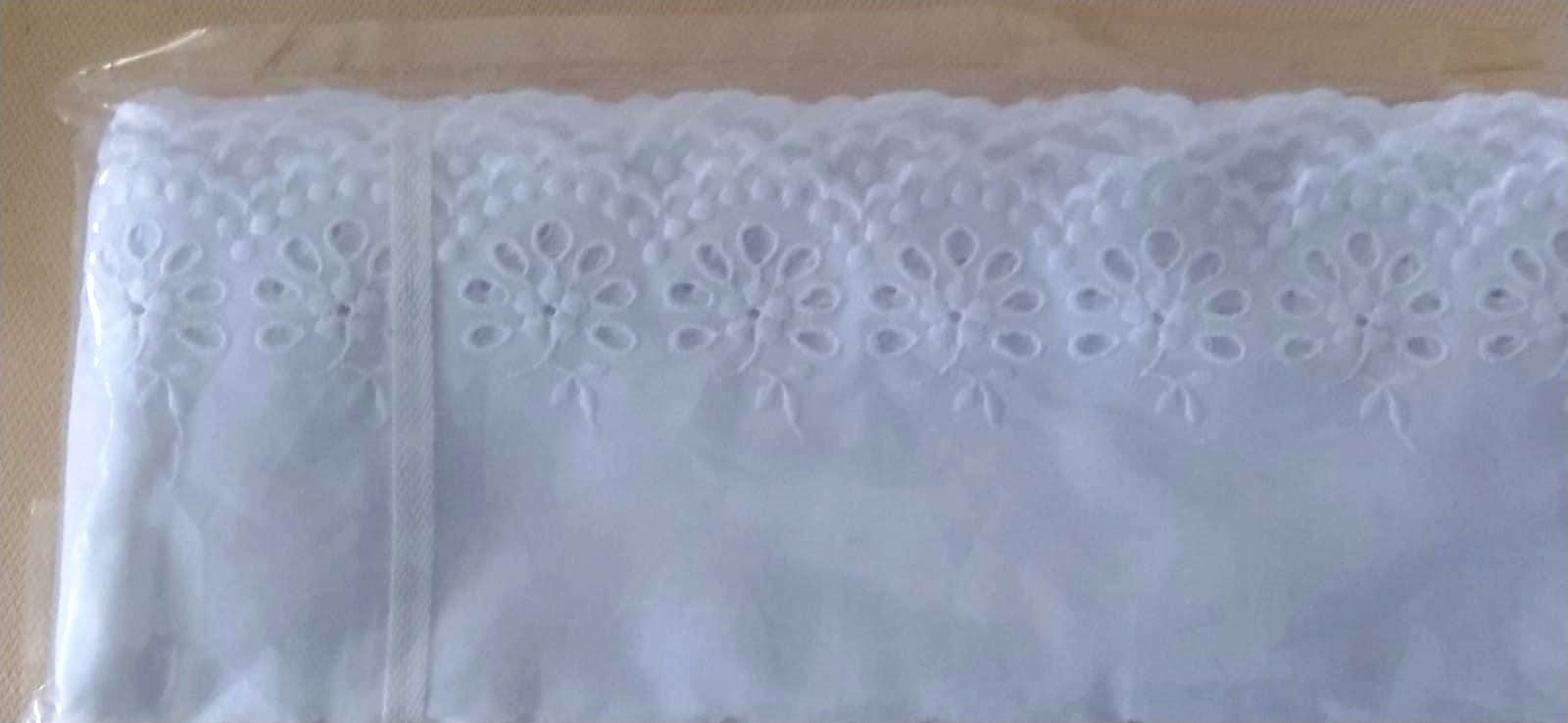 Stoffe: Tüllspitze mit Blümchen, weiss - 9.2 Meter - – Neu und originalverpackt aus Zürich von -italo- 4