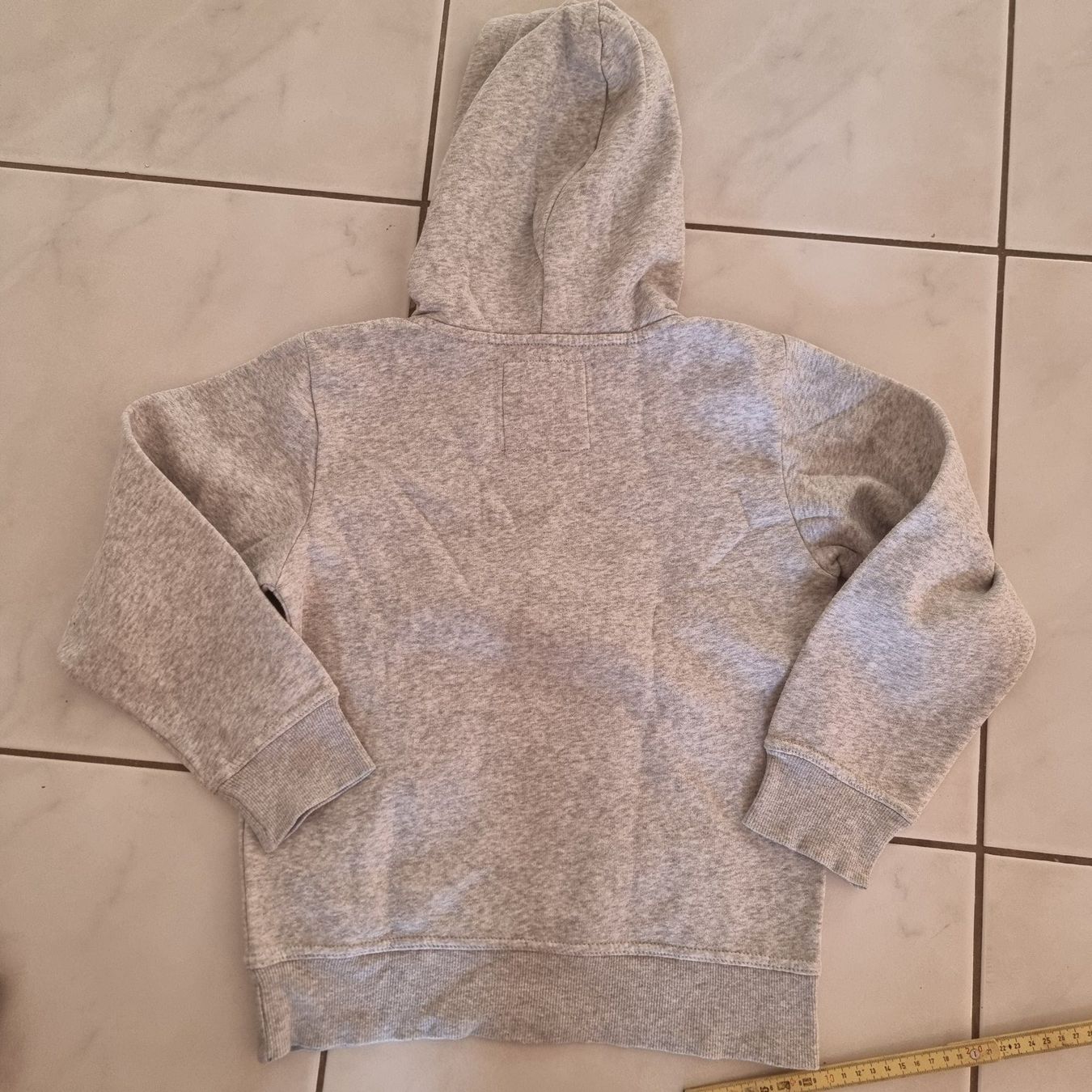 H&M Pullover & Sweatshirts: Warmer Kinder Hoodie, Gr. 134/140 – Gebraucht aus Arth von Africa44 6