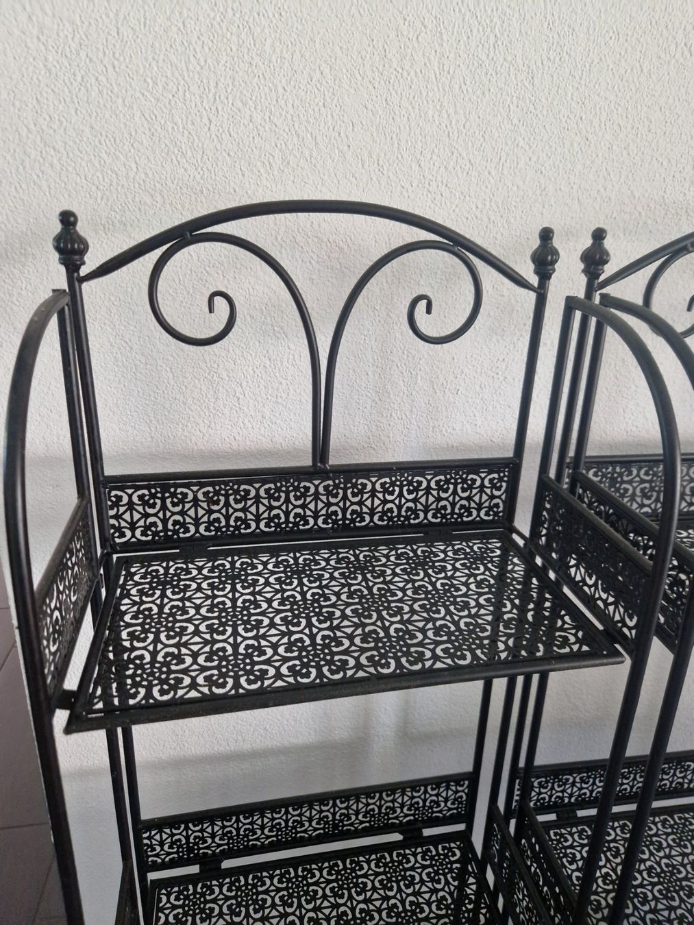 Regale: Neuwertige Regale im 2er Pack - Indoor oder Outdoor – Gebraucht aus Olten von reb_bnm2 2