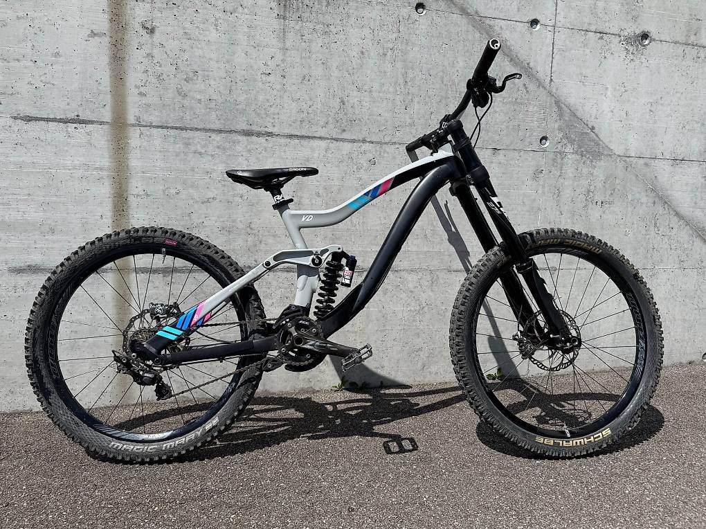 Votec Biciclette: Votec VD Elite Downhill Grösse L – Usato da Sarnen venduto da phillsbest 2