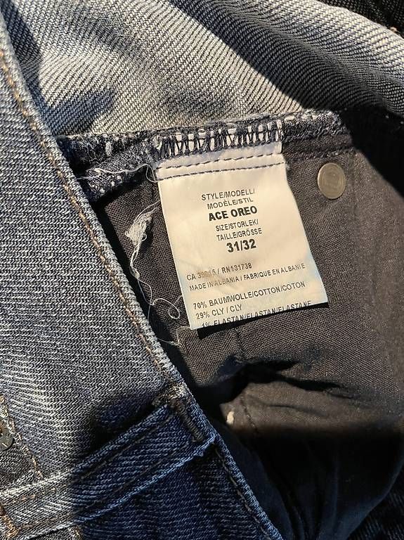 Jeans: Coole ACNE-Jeans – Usato da Münchringen venduto da Nicole1981 2