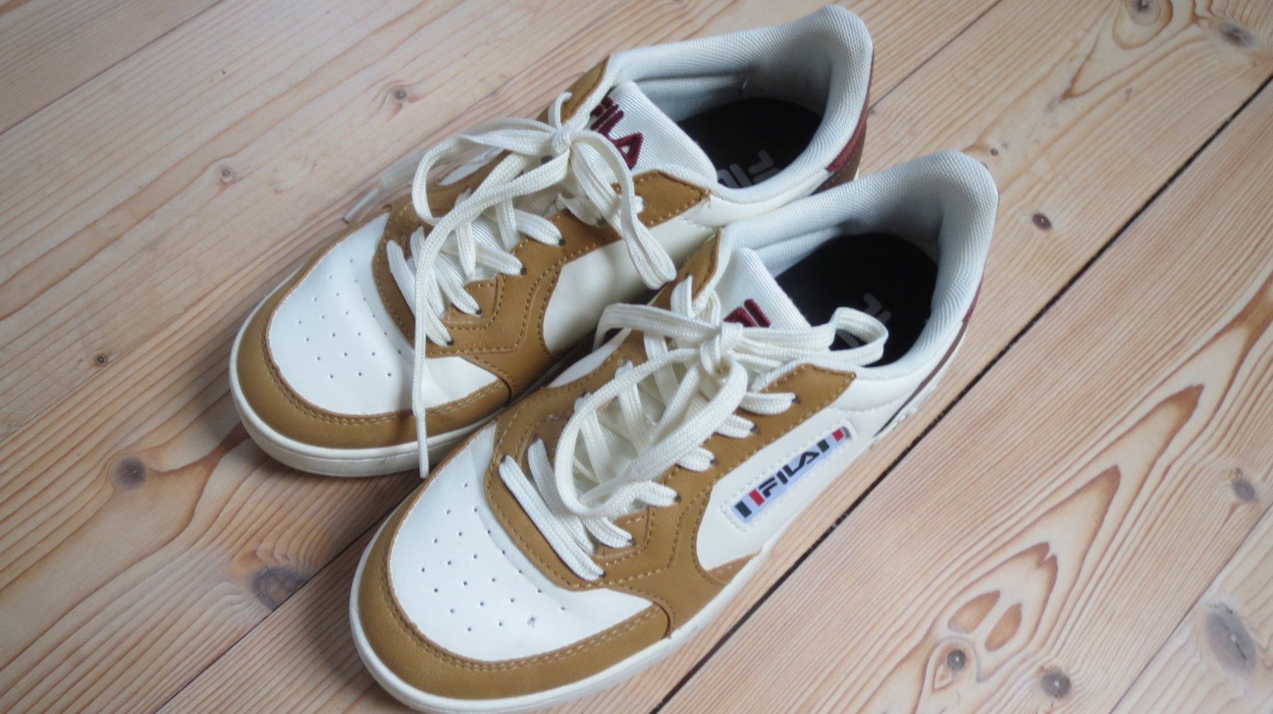 Fila Scarpe da donna: Fila Sneaker, Gr. 36, Top Zustand – Usato da Utzenstorf venduto da plus01 4