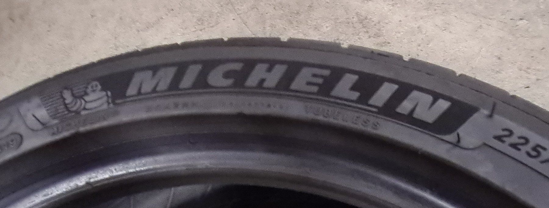 Michelin Pneus & Kompletträder: Vier Sommerreifen 225/45R18 – Gebraucht aus Uetendorf von ATA-Deals 5