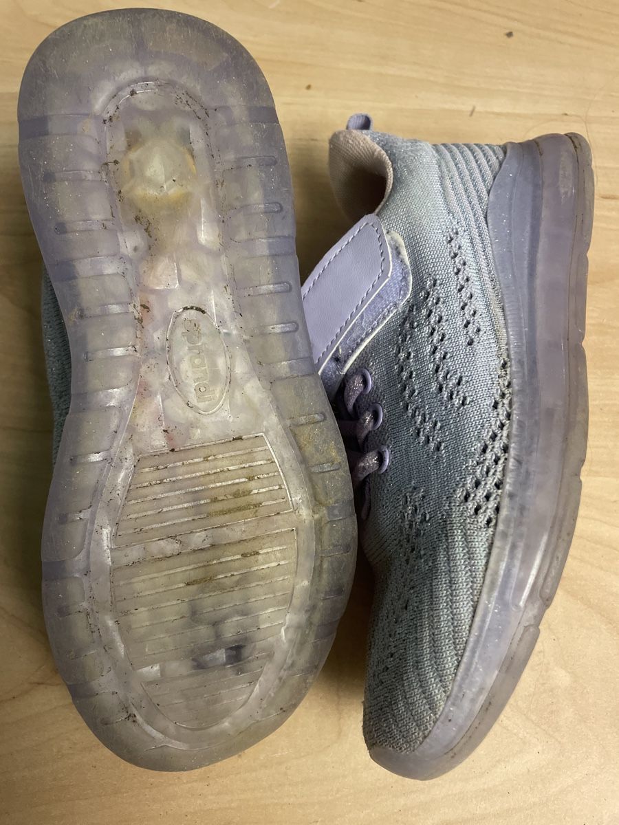 Scarpe per ragazze: Lila Sprandi Sneaker/Turnschuhe Gr. 35 – Usato da Obergerlafingen venduto da cabo4 2