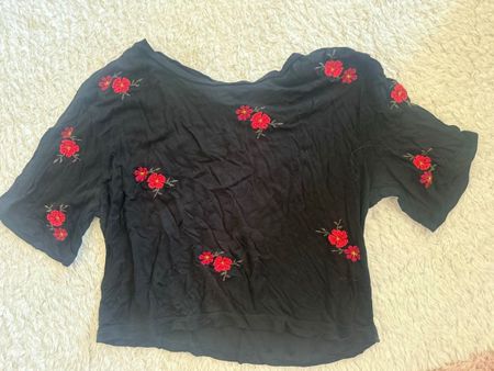 Tally Weijl Top, Grösse XS, Schwarz mit Blumenmuster🌺 55