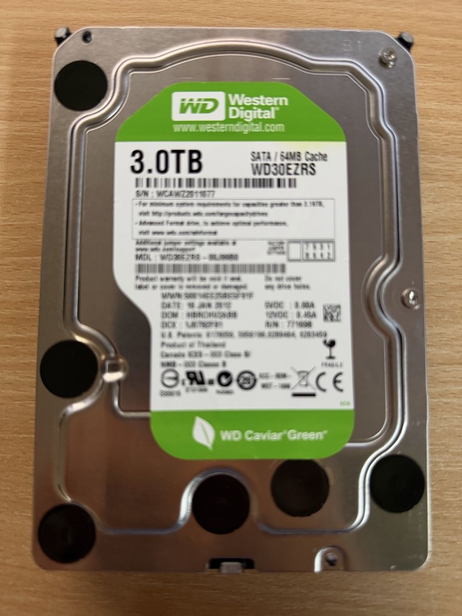 Western Digital Dischi rigidi: Wd 3.5 Zoll 3TB HDD – Usato da Illnau venduto da Smela