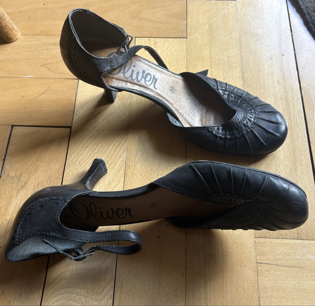 S.Oliver Chaussures femmes: Damen Pumps - schwarz – D'occasion à Luzern par pat_28xl 1