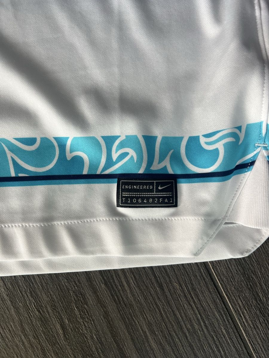 Nike Canottiere & Pantaloni: Chelsea away jersey white – Nuovo (secondo la descrizione) da Villars-Ste-Croix venduto da Maaaat 5