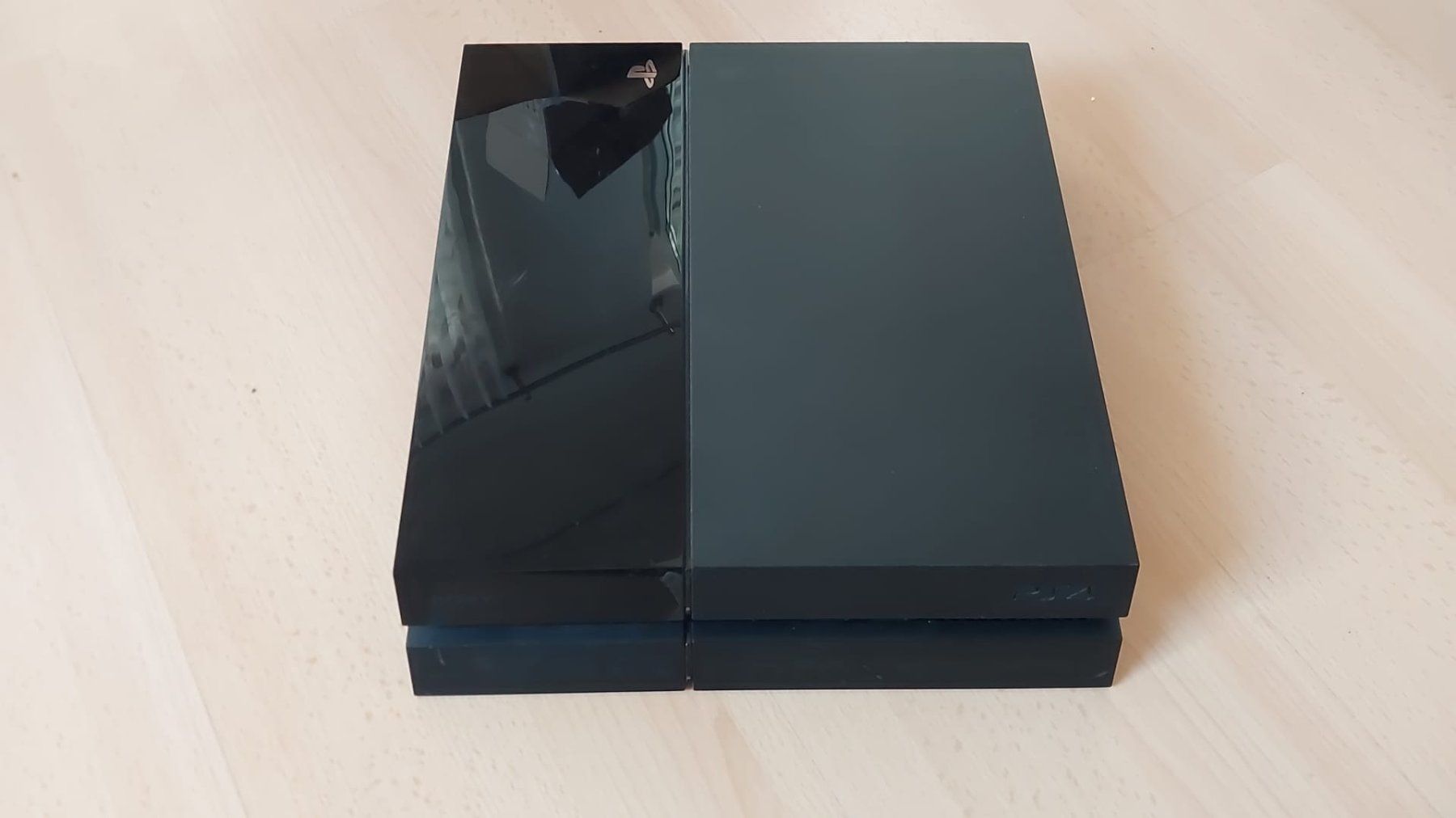 Sony Konsolen: PS4 – Gebraucht aus Henggart von Jan073