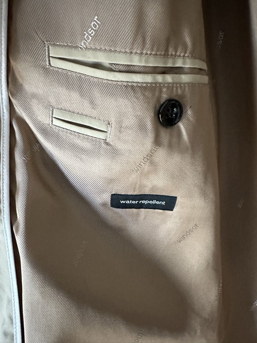 Windsor Cappotti: Trenchcoat unisex WINDSOR – Usato da Weggis venduto da emanjo 3