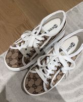 Sneaker Neuwertig