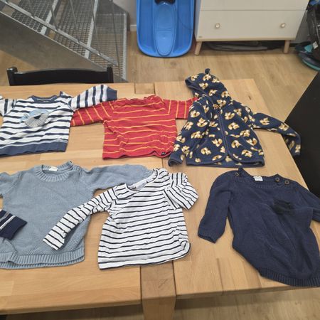 Kinderkleider-Paket Gr. 80 – Hosen, Pullover & Shirts