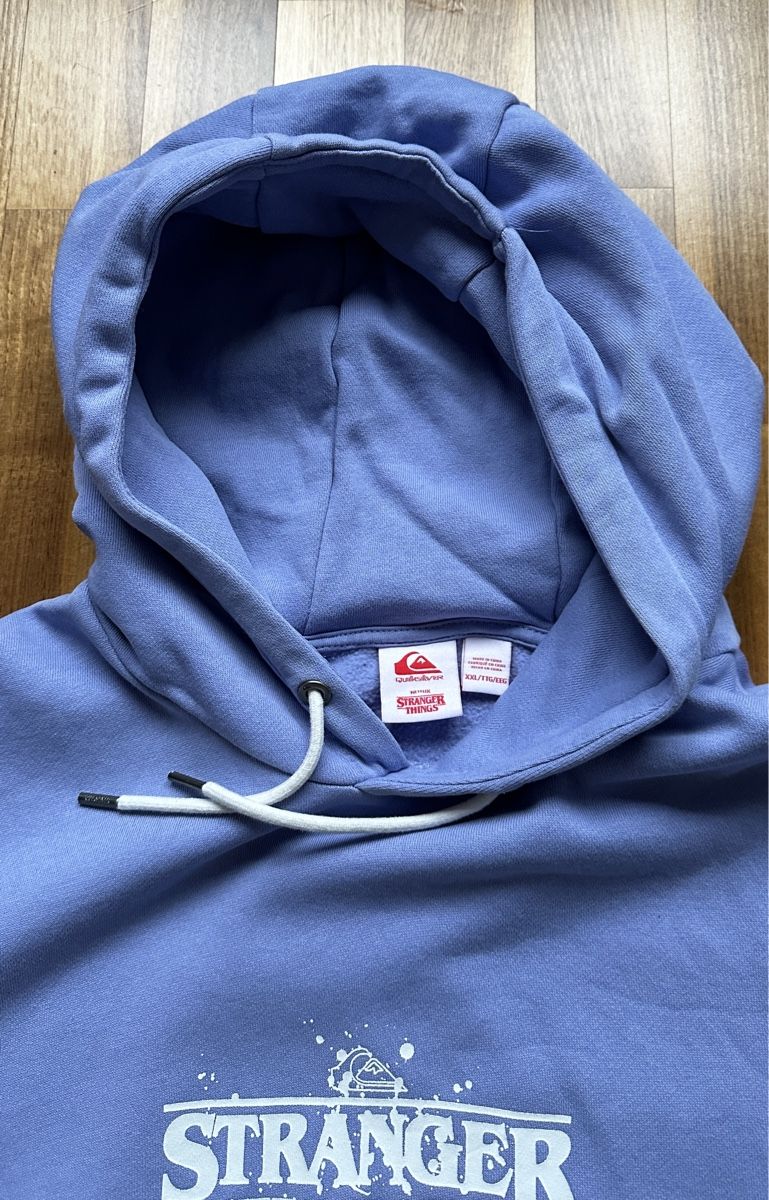 Quiksilver Pullover & Sweatshirts: Quicksilver Stranger Things Hoodie – Neu (gemäss Beschreibung) aus Schlieren von  1